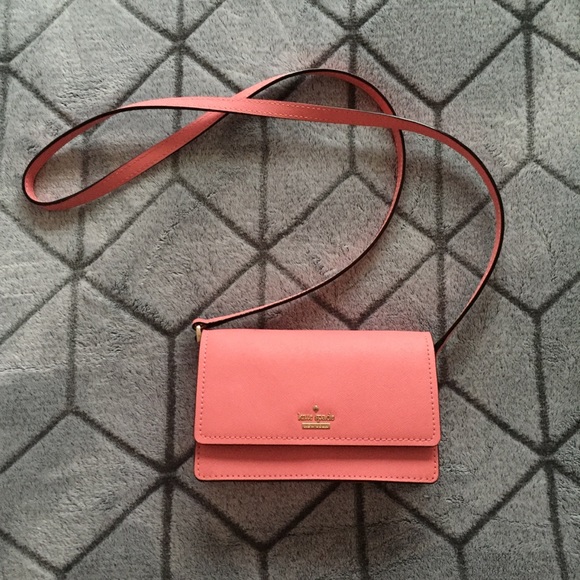 kate spade Handbags - 🎉Host Pick🎉 Kate Spade Pink Small Crossbody Bag